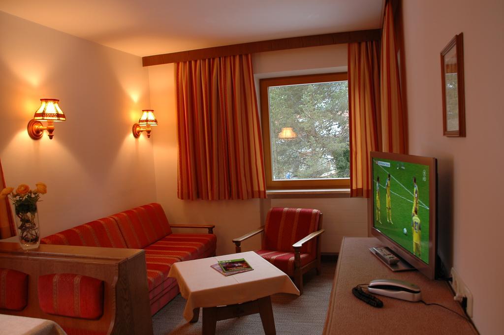 Appartements Vilsalp Tannheim Rum bild